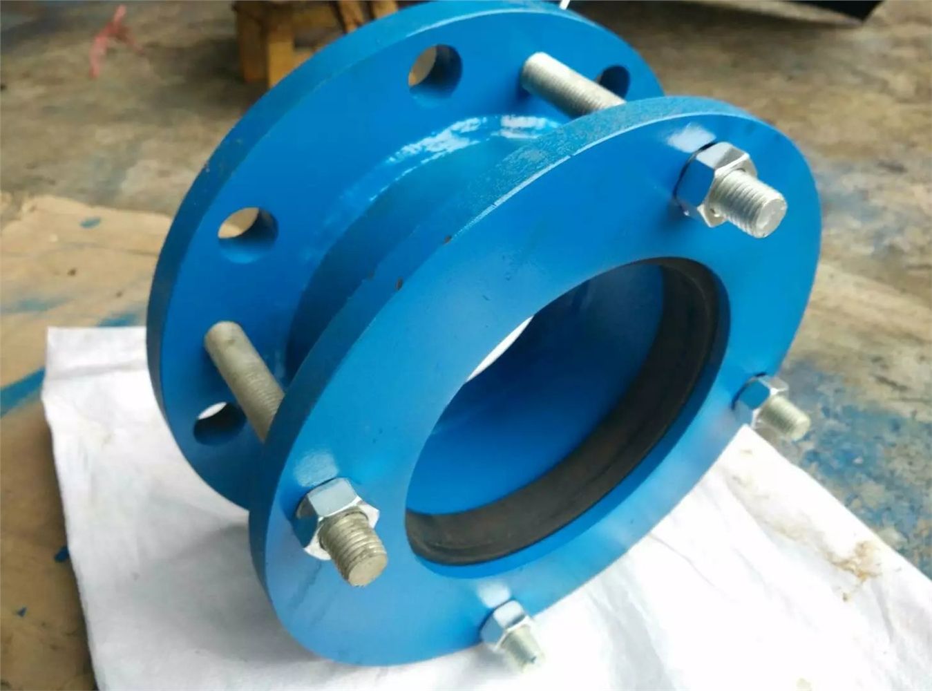 �|���p���m��s���^