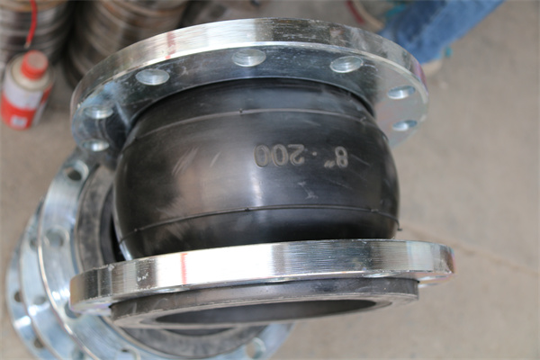 ɽ������ʽ���z���^